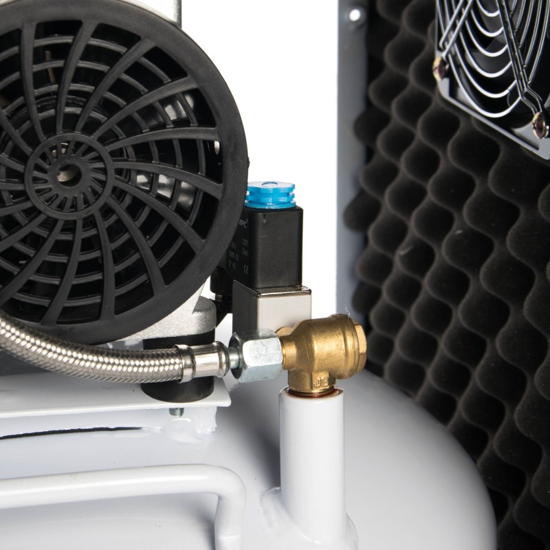 Kompresor bezolejowy w obudowie MAGNUM DT-750/30Z