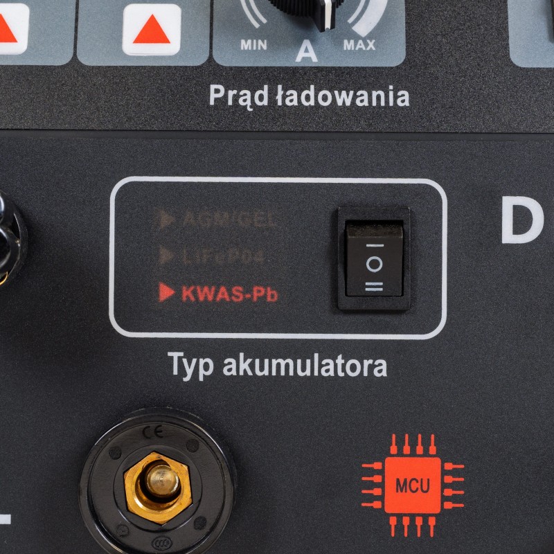 Prostownik inwerterowy z rozruchem DINAMIK 840 V.2 12/24V 230V MAGNUM