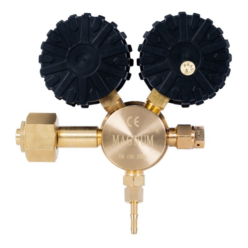 Reduktor butlowy AZOT MAGNUM seria-70  40 bar mosiądz