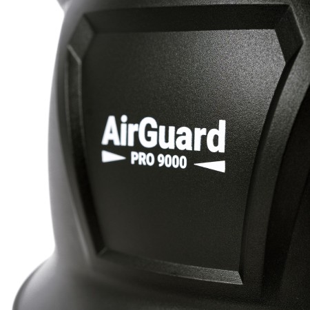 PRZYŁBICA SAMOŚCIEMNIAJĄCA Z NAWIEWEM MAGNUM AIRGUARD PRO 9000 + TORBA